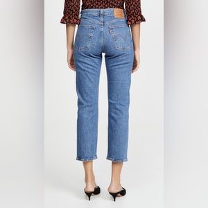 NEW NWT LEVI’S WEDGIE STRAIGHT FIT WOMEN'S JEANS 28